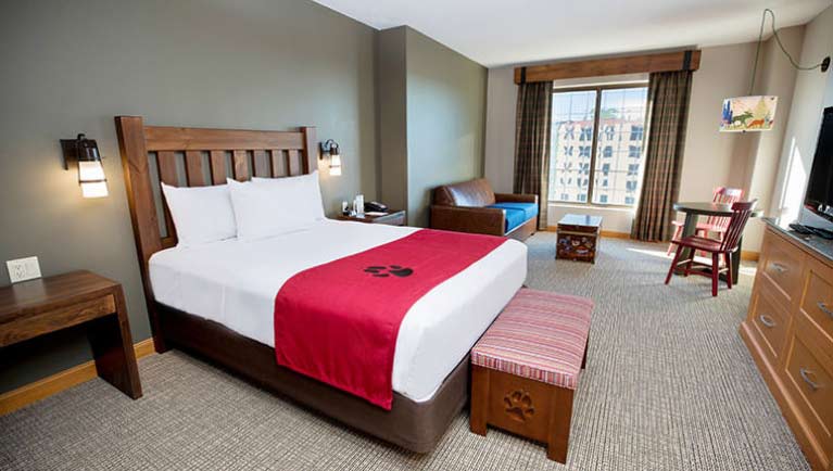 The Northwoods Suite (Balcony/Patio)